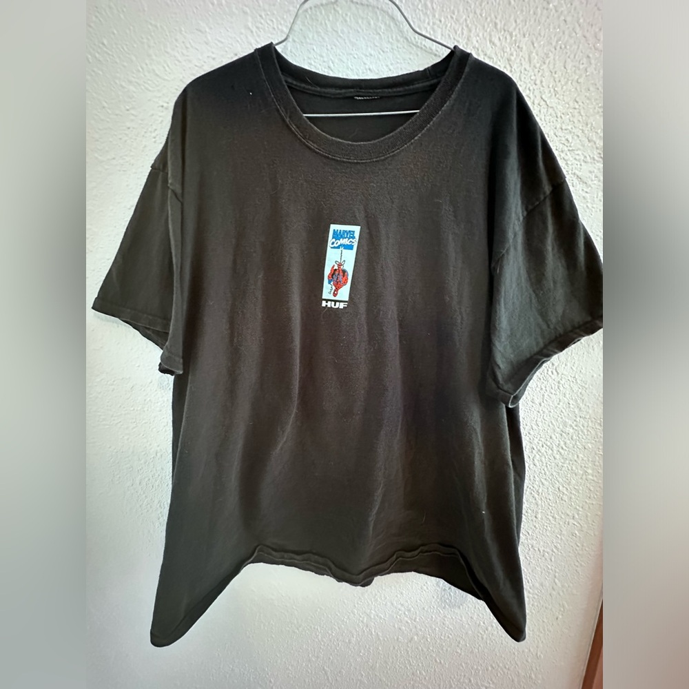 HUF extra large T-shirt spider-Man edition